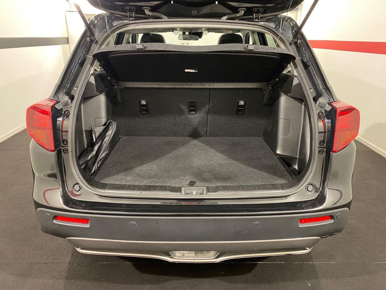 Suzuki Vitara 1.5 Hybrid A/T Starview