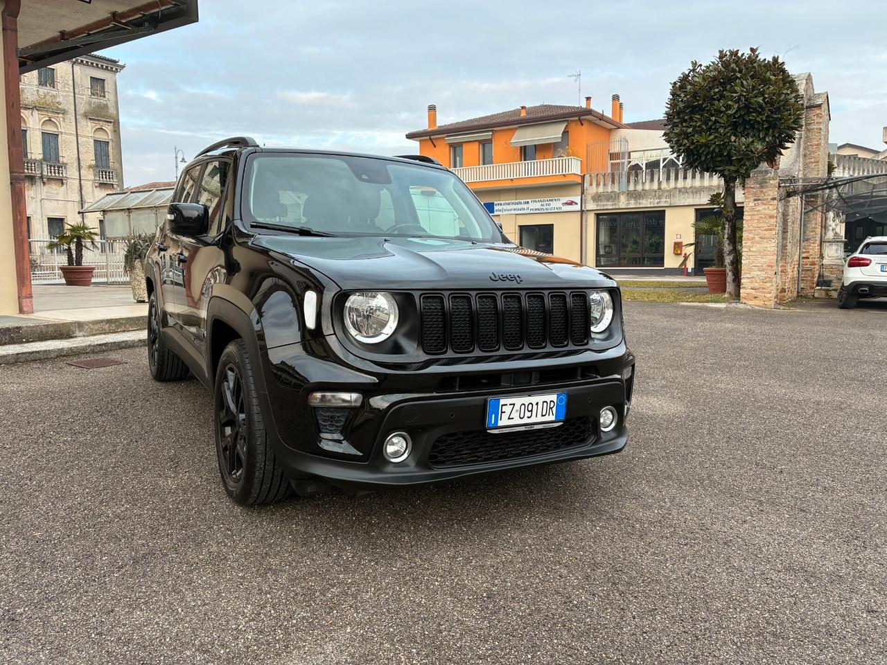 Jeep Renegade 1.6 Mjt DDCT 120 CV Night Eagle