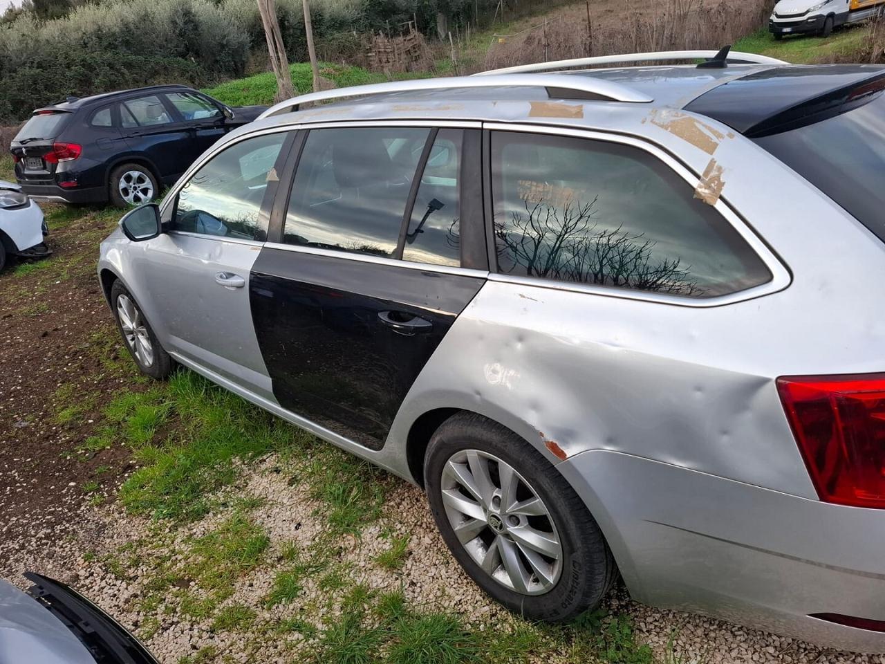 SKODA 1.6 TDI 17 AUTOMATICA INCIDENTATA MARCIANTE