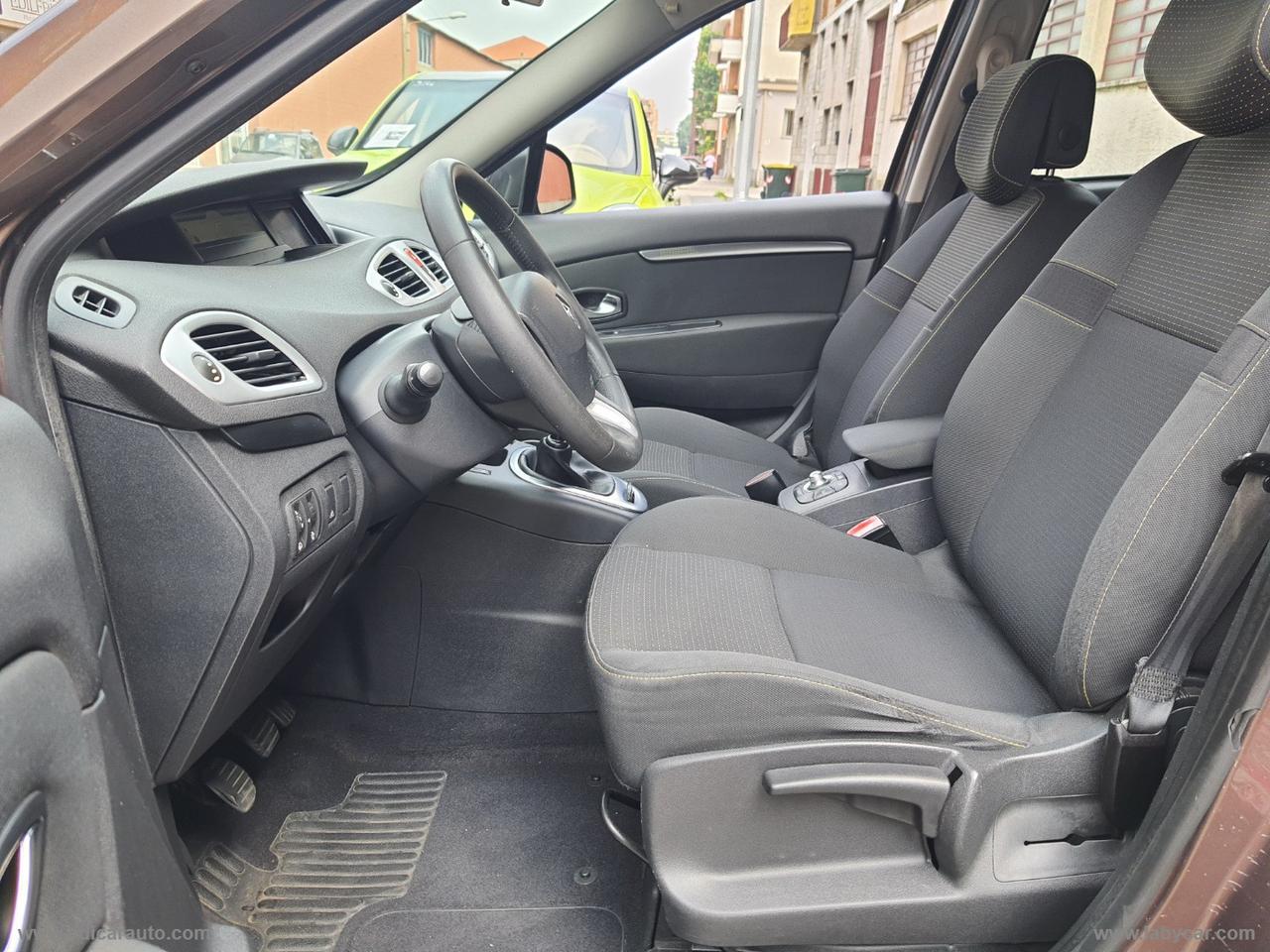 RENAULT Scénic X-Mod 1.9 dCi 130 CV Dynamique
