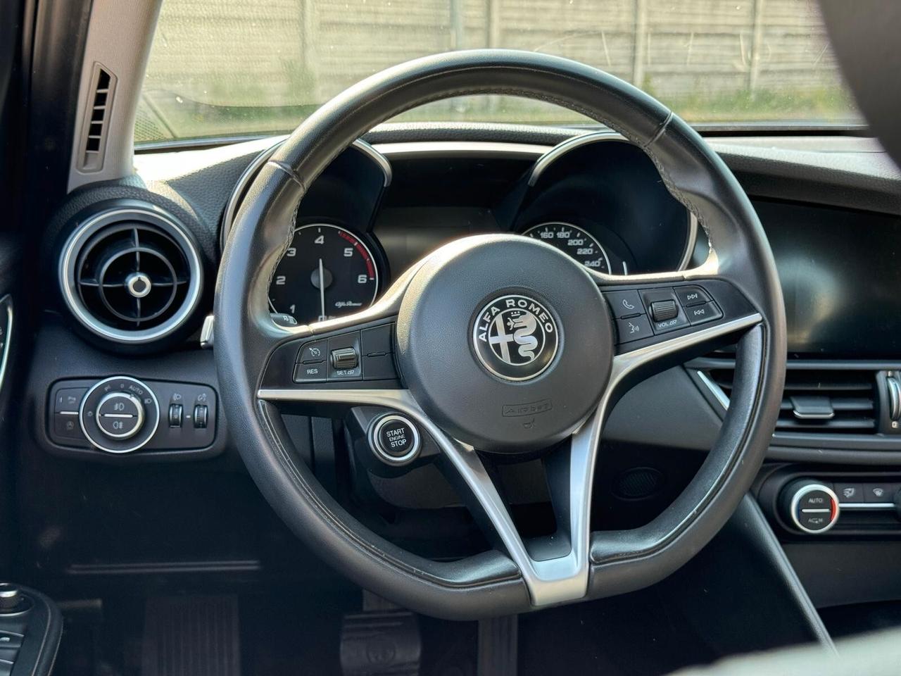 Alfa Romeo Giulia 2.2 Turbodiesel 150 CV AT8 Super