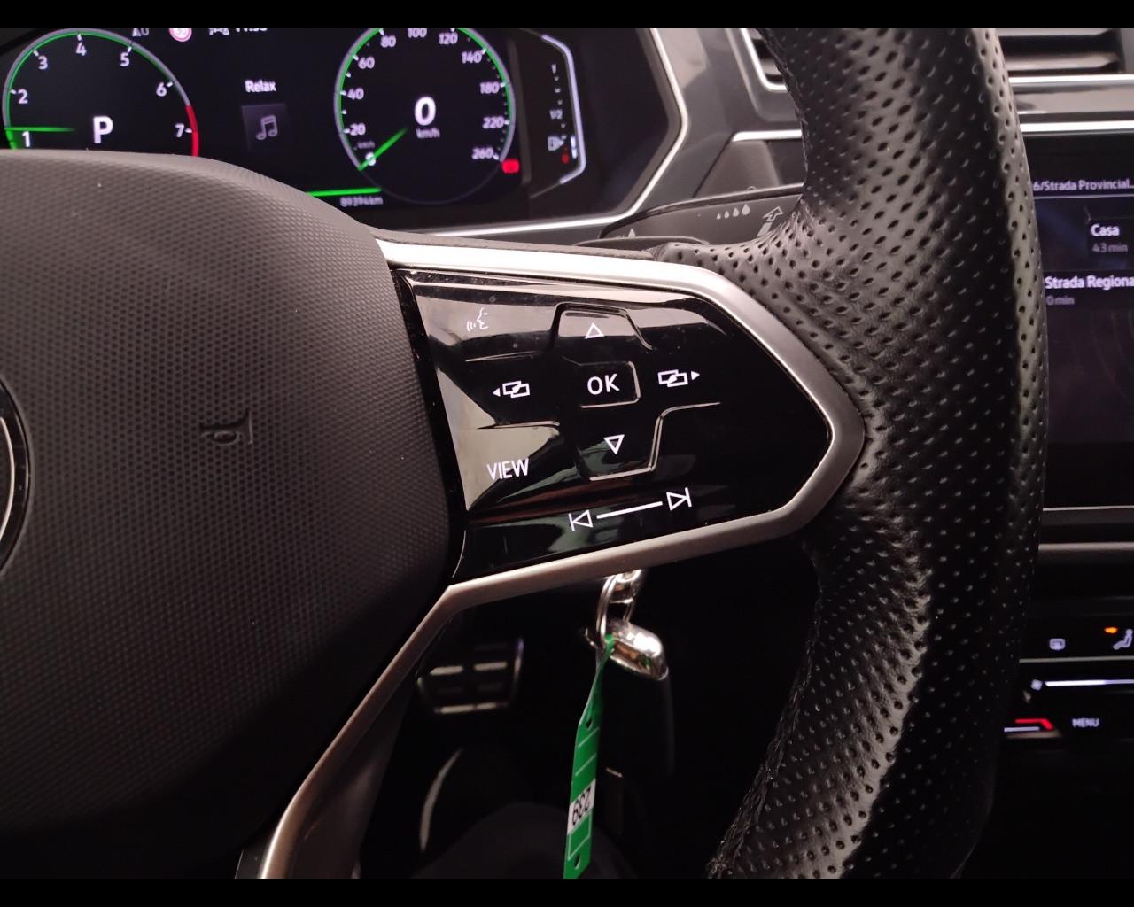 VOLKSWAGEN Tiguan II 2021 - Tiguan 1.5 tsi R-Line 150cv dsg