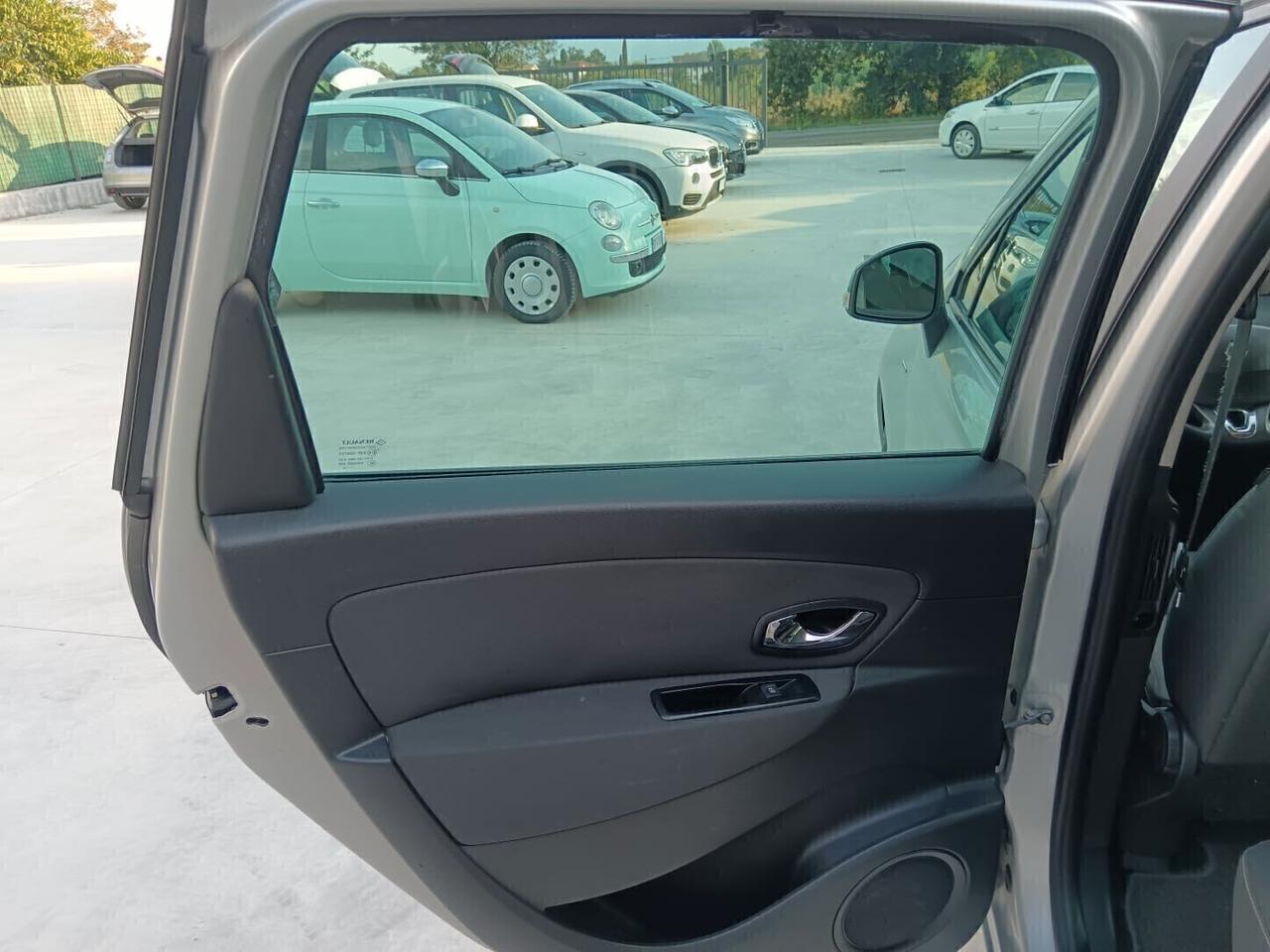 Scénic XMod 1.5 dCi Limited "UNIPRO"