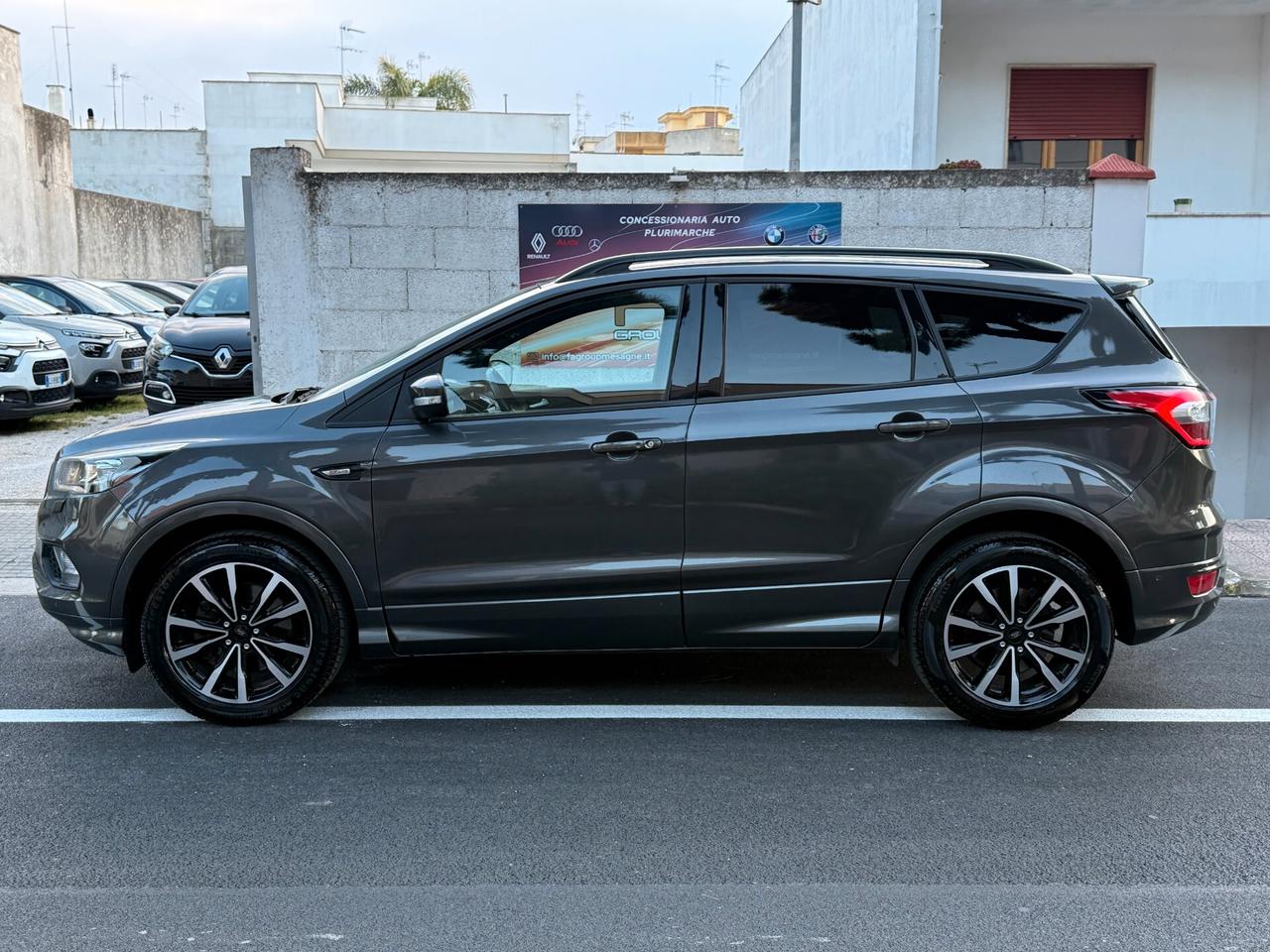 Ford Kuga 1.5 TDCI 120CV ST-Line NAVI CAMERA 2018