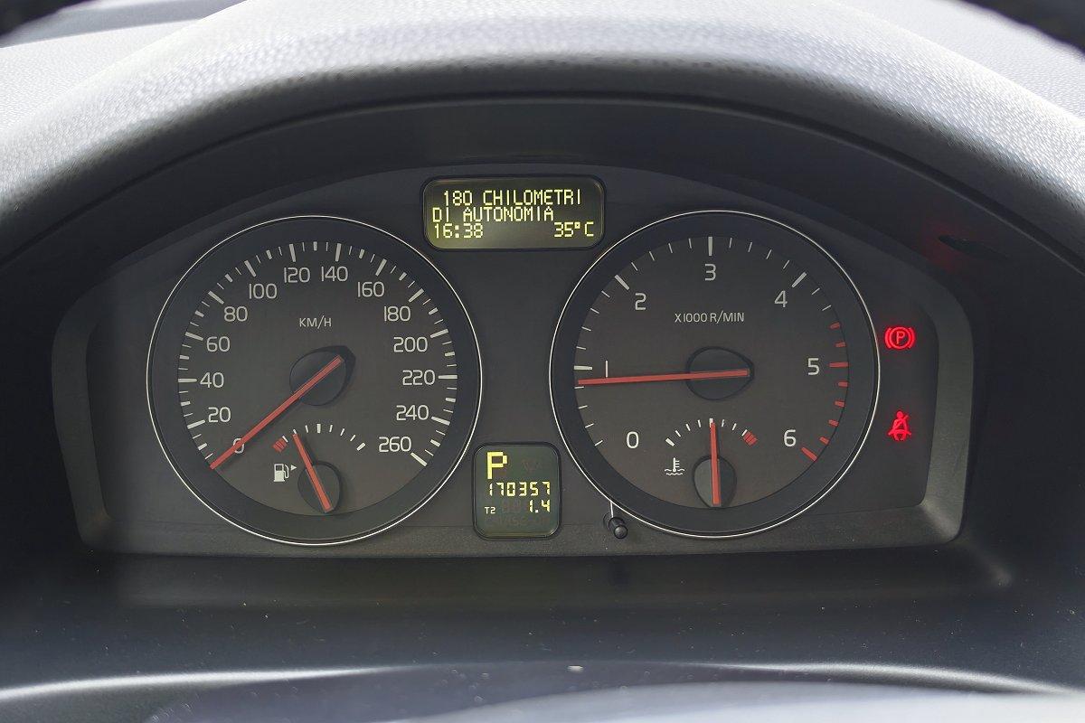 VOLVO C70 2.0 D Momentum