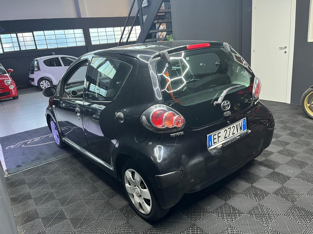 Toyota Aygo 1.0 Benzina (2010) – Perfetta per Neopatentati e Città!