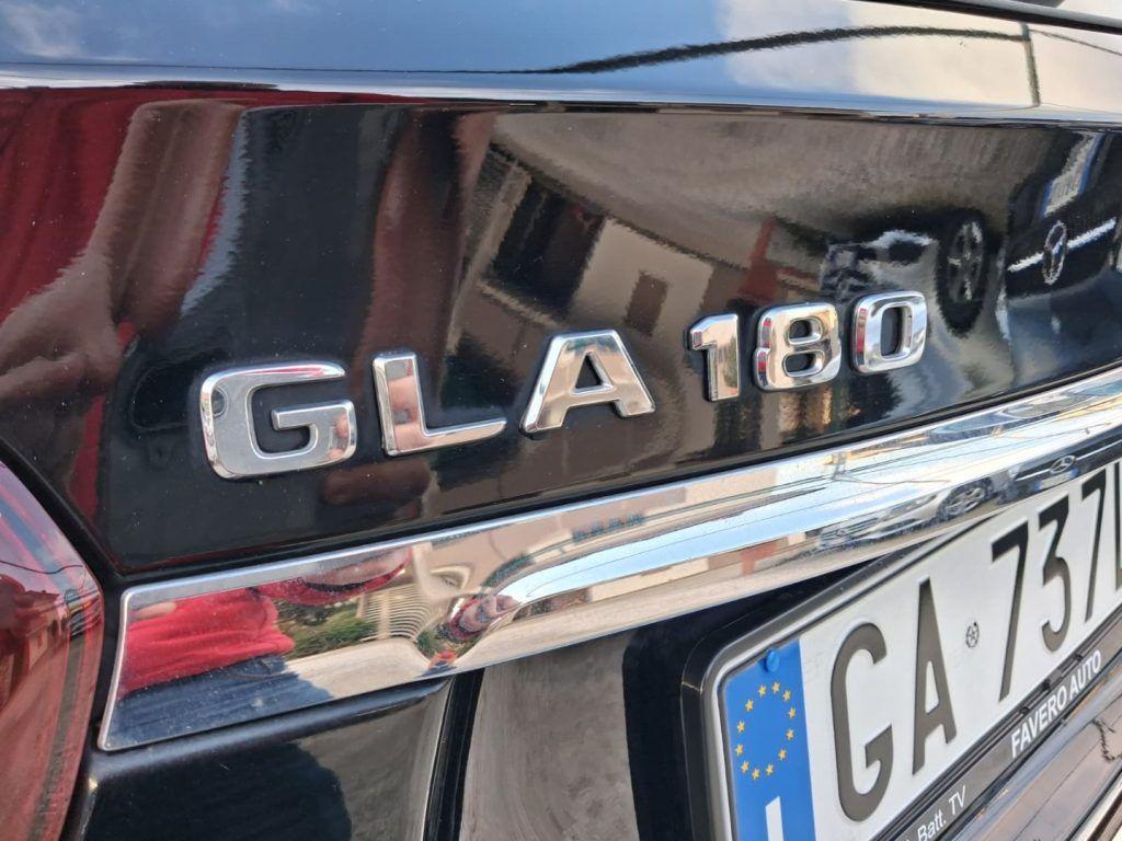 Mercedes-Benz GLA 180 Automatic Sport