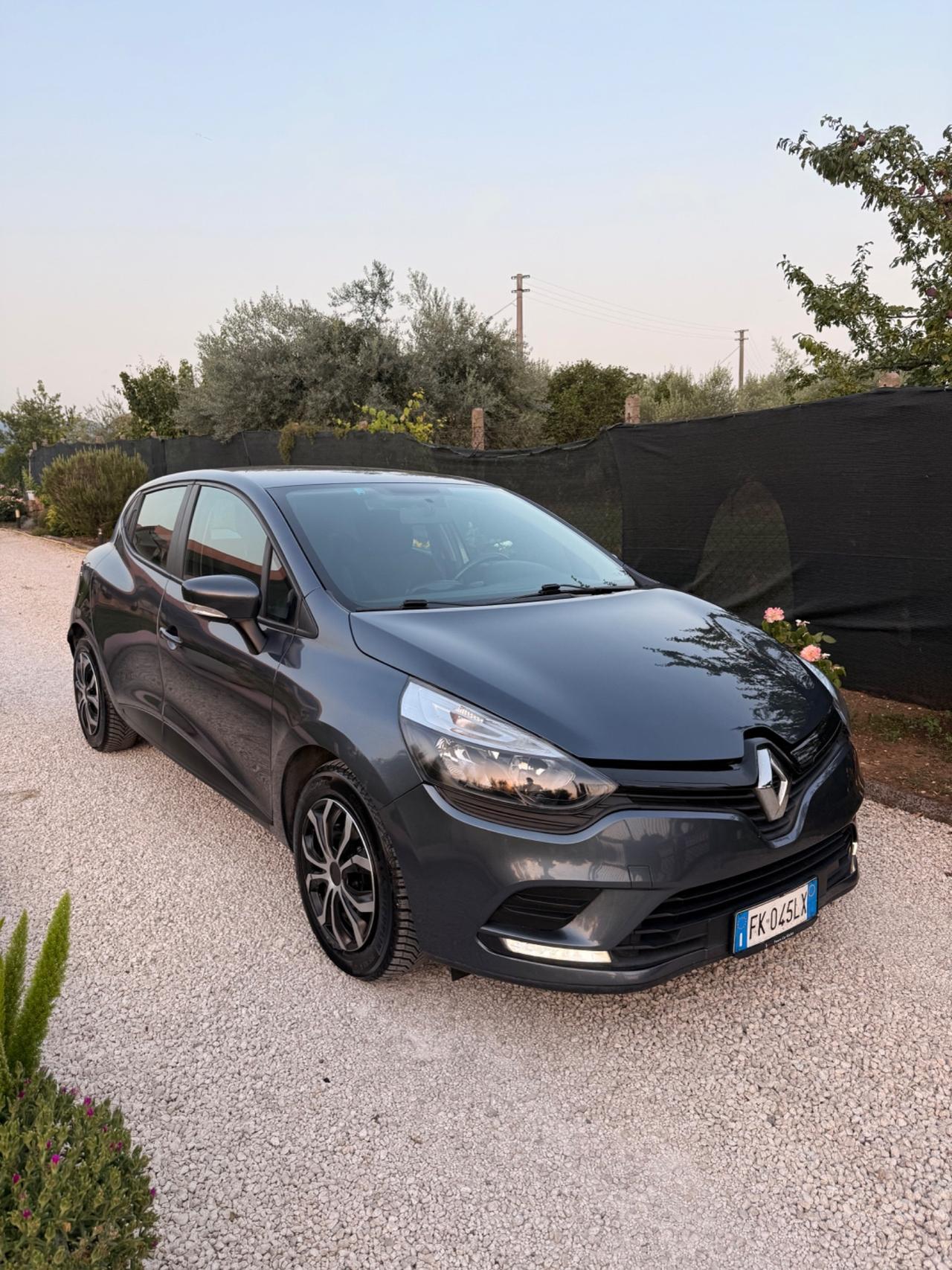 Renault Clio 1.2 75CV 5 GPL BRC