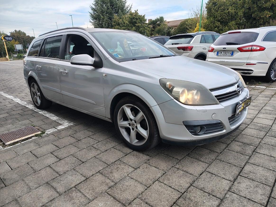 Opel Astra 1.6 16V Twinport Station Wagon Enjoy