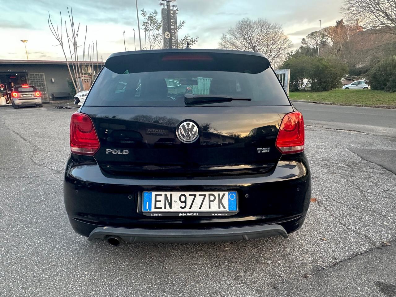 Volkswagen Polo 1.2 5 porte Trendline R LINE EDITION MECCATRONICA NUOVA PERMUTE E RATE