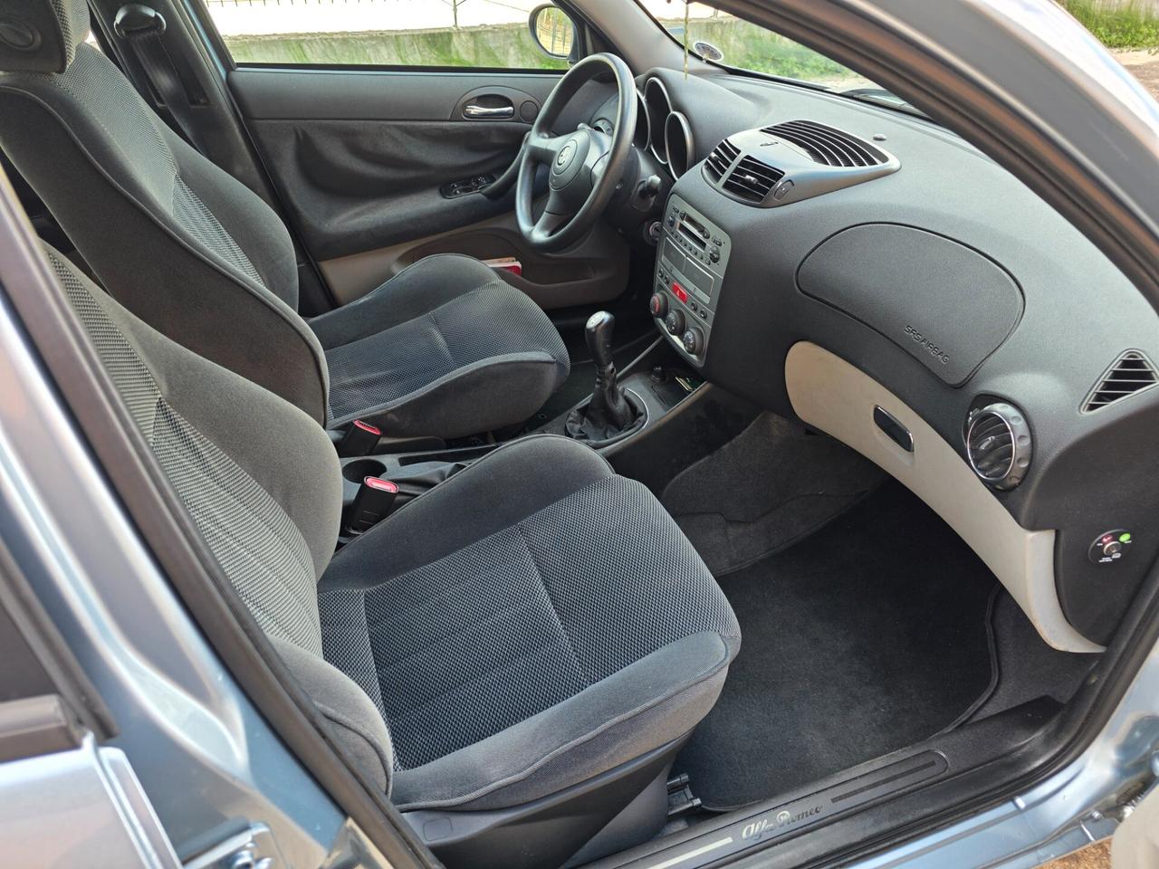Alfa Romeo 147 1.6i 16V T.S. (105 CV) cat 5p. Dist.