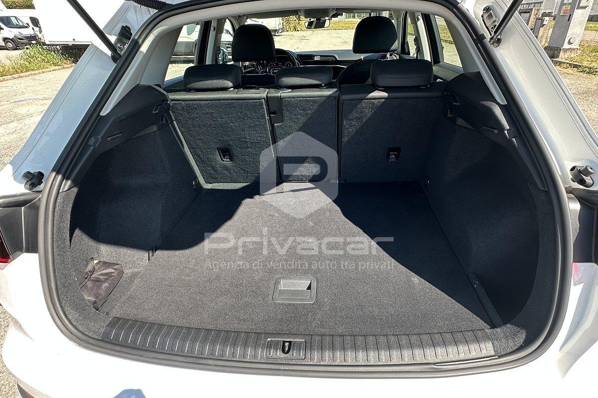 AUDI Q3 35 TFSI Business