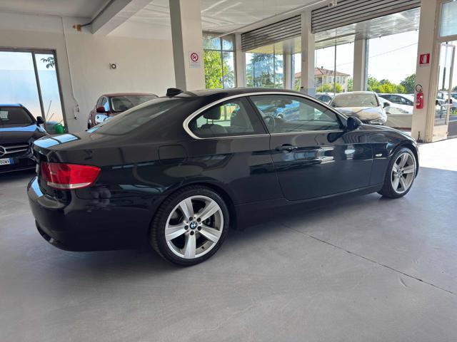 BMW 330 xd cat Coupé Futura
