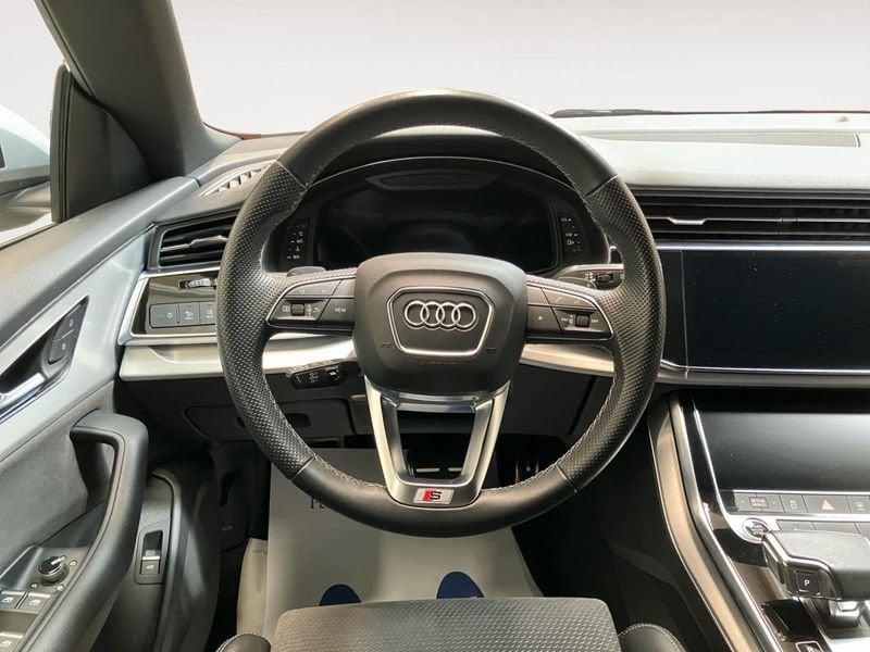 Audi Q8 50 TDI 286cv quattro tiptronic Sport S-LINE