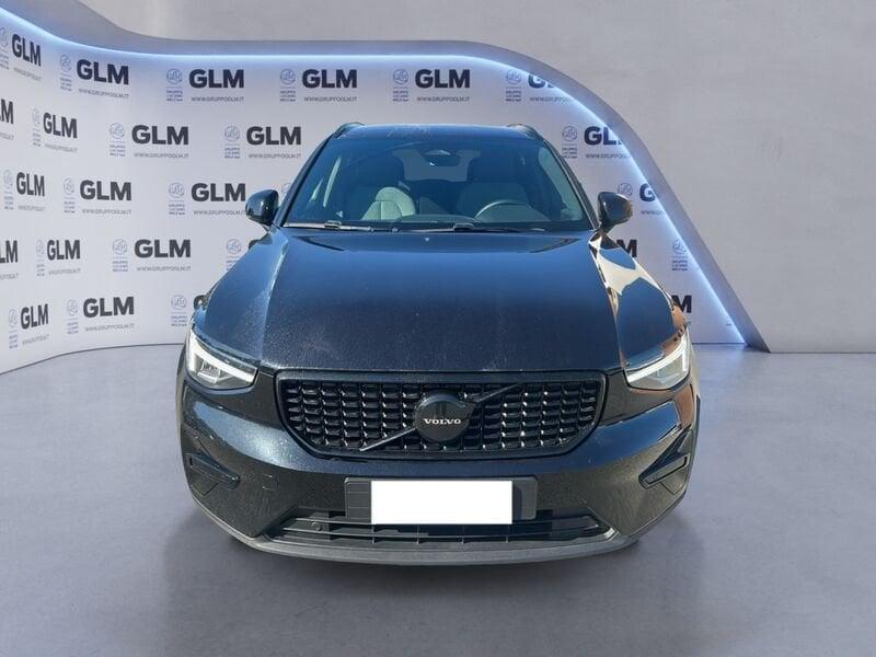 Volvo XC40 B3 MHEV Plus Black Edition aut
