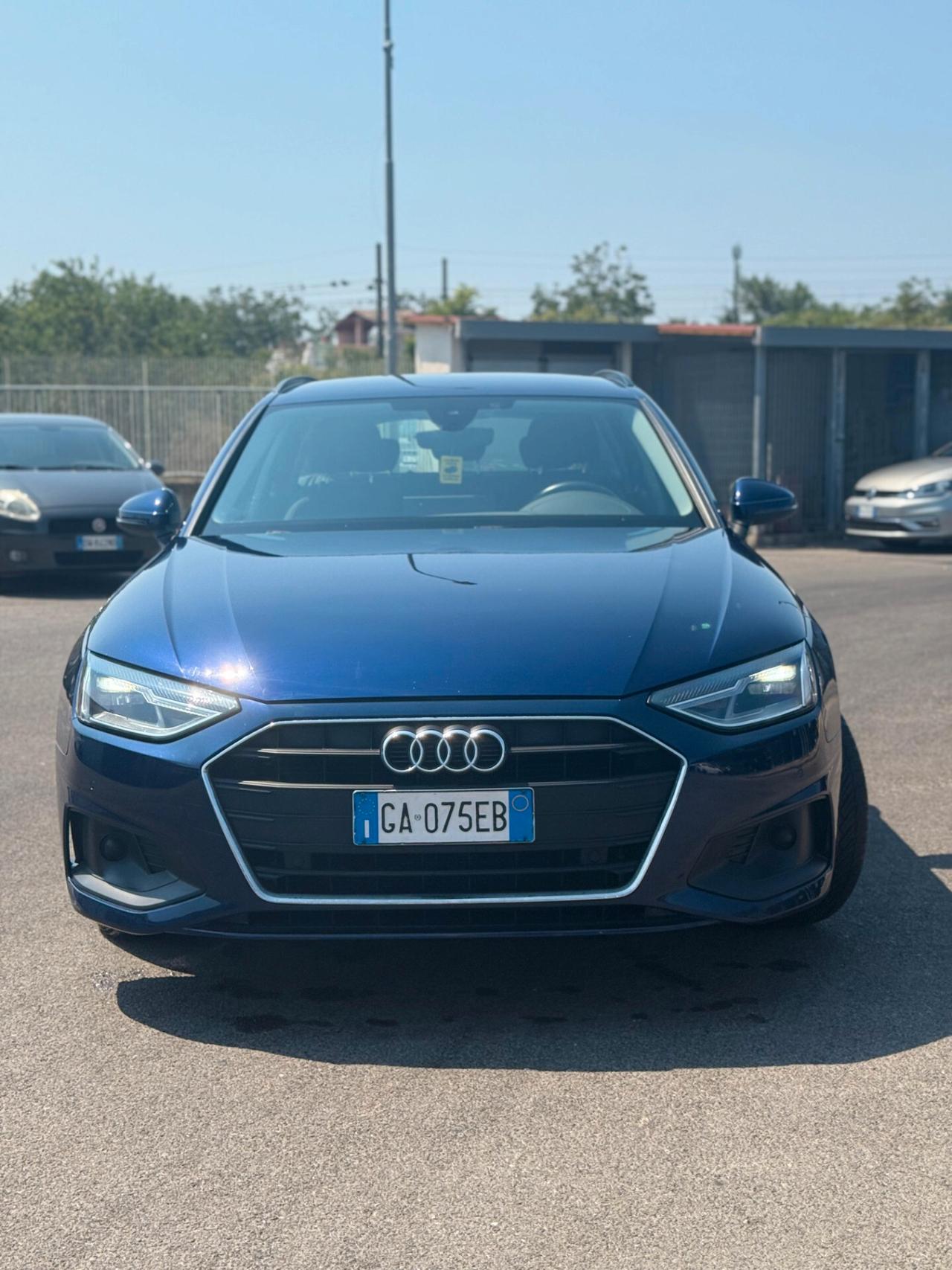 Audi A4 Avant S tronic Business Advanced km certificati