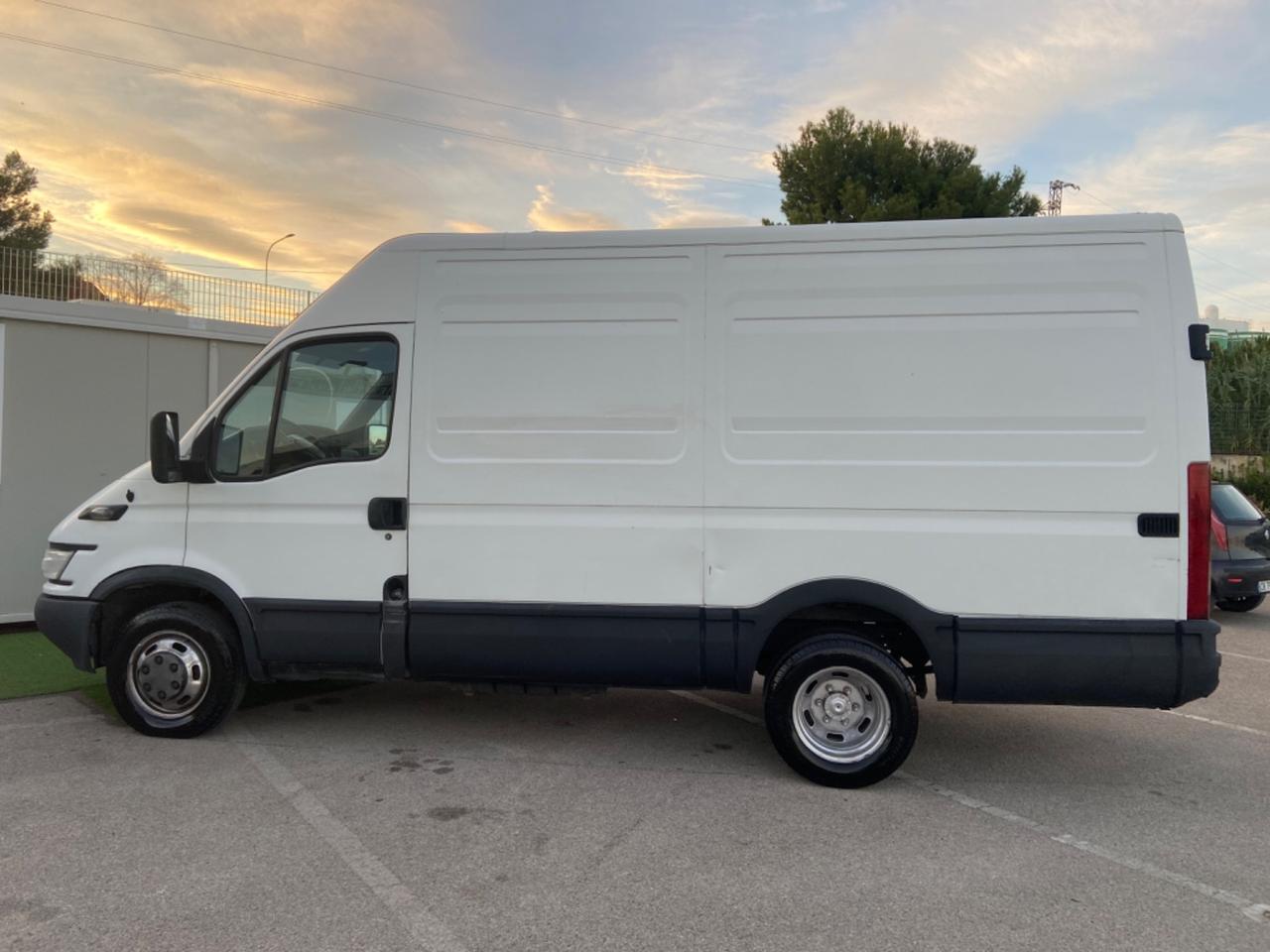 Iveco Daily 35C 3.0 Hpi GEMELLATO PERFETTO