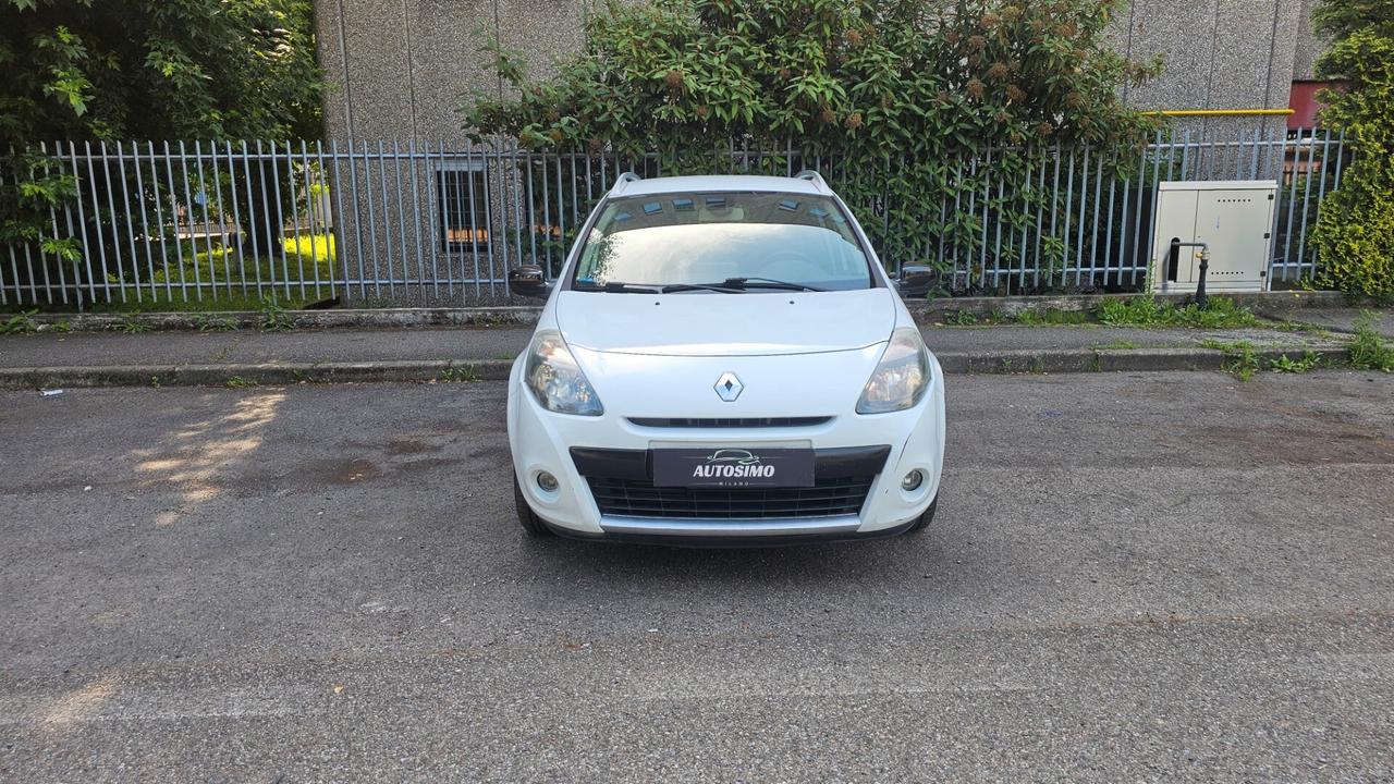 Renault Clio 1.2 16V TCE 100CV SporTour Live!