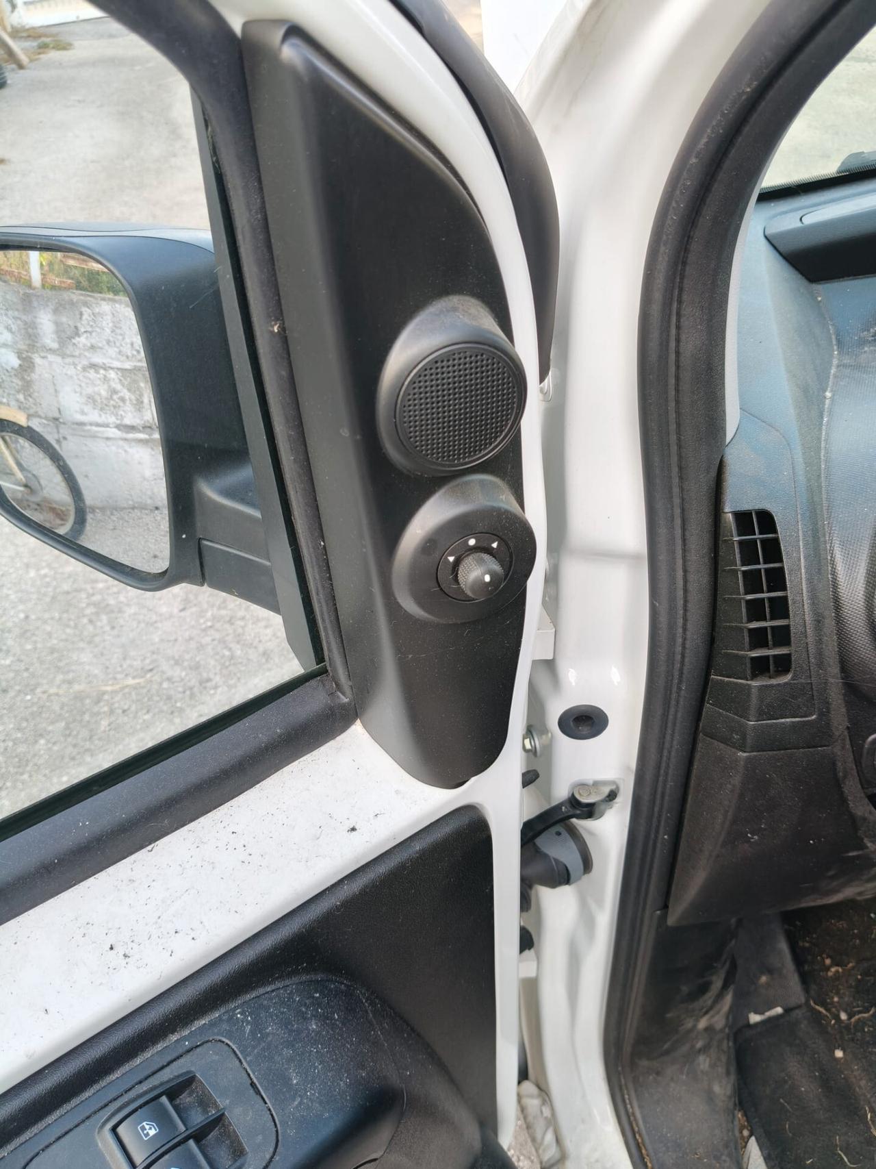 Fiat Fiorino 1.3 MJT 95CV Combinato SINISTRATO
