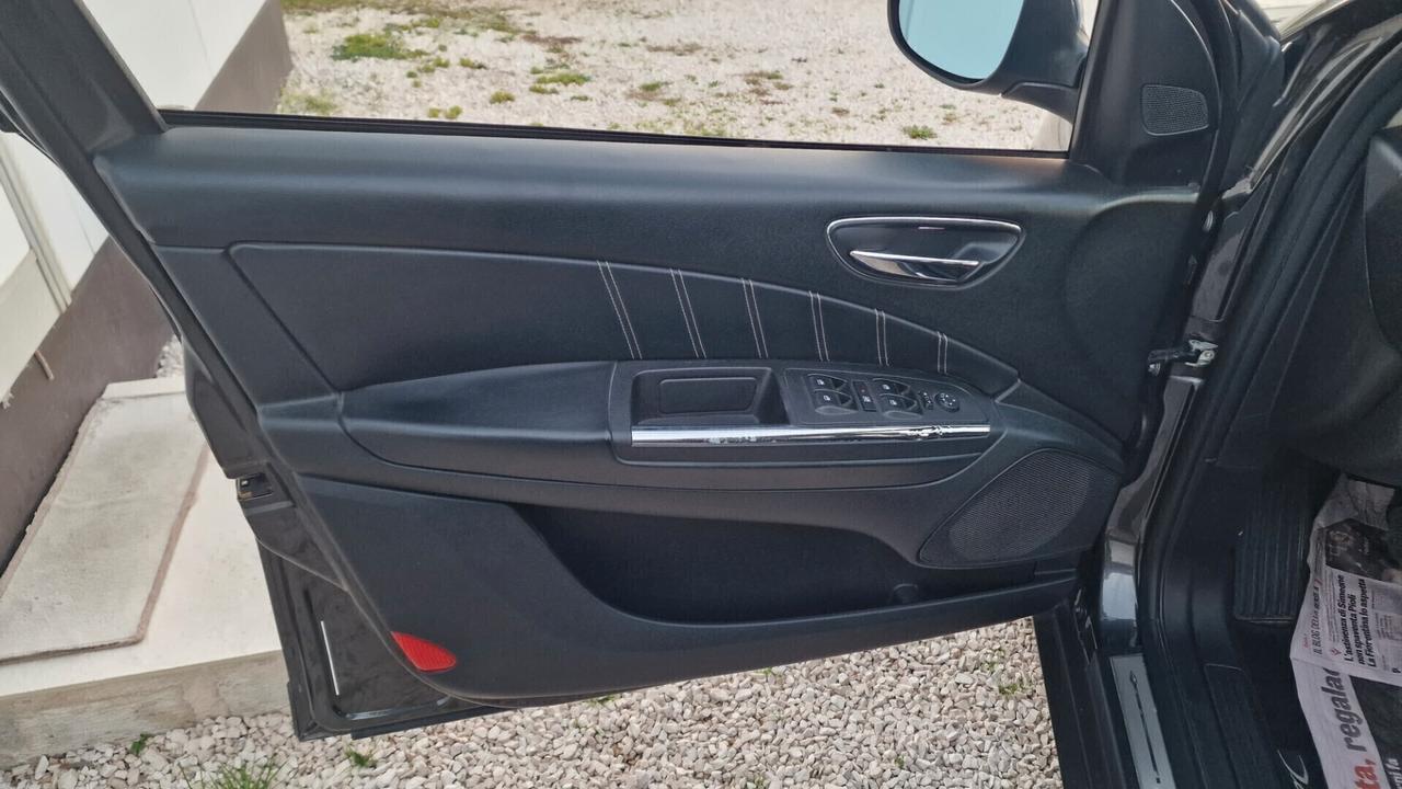 Lancia Delta 1.6 MJT