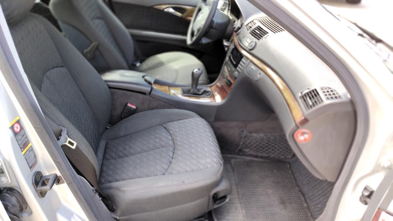Mercedes E 200 K metano Avantgarde
