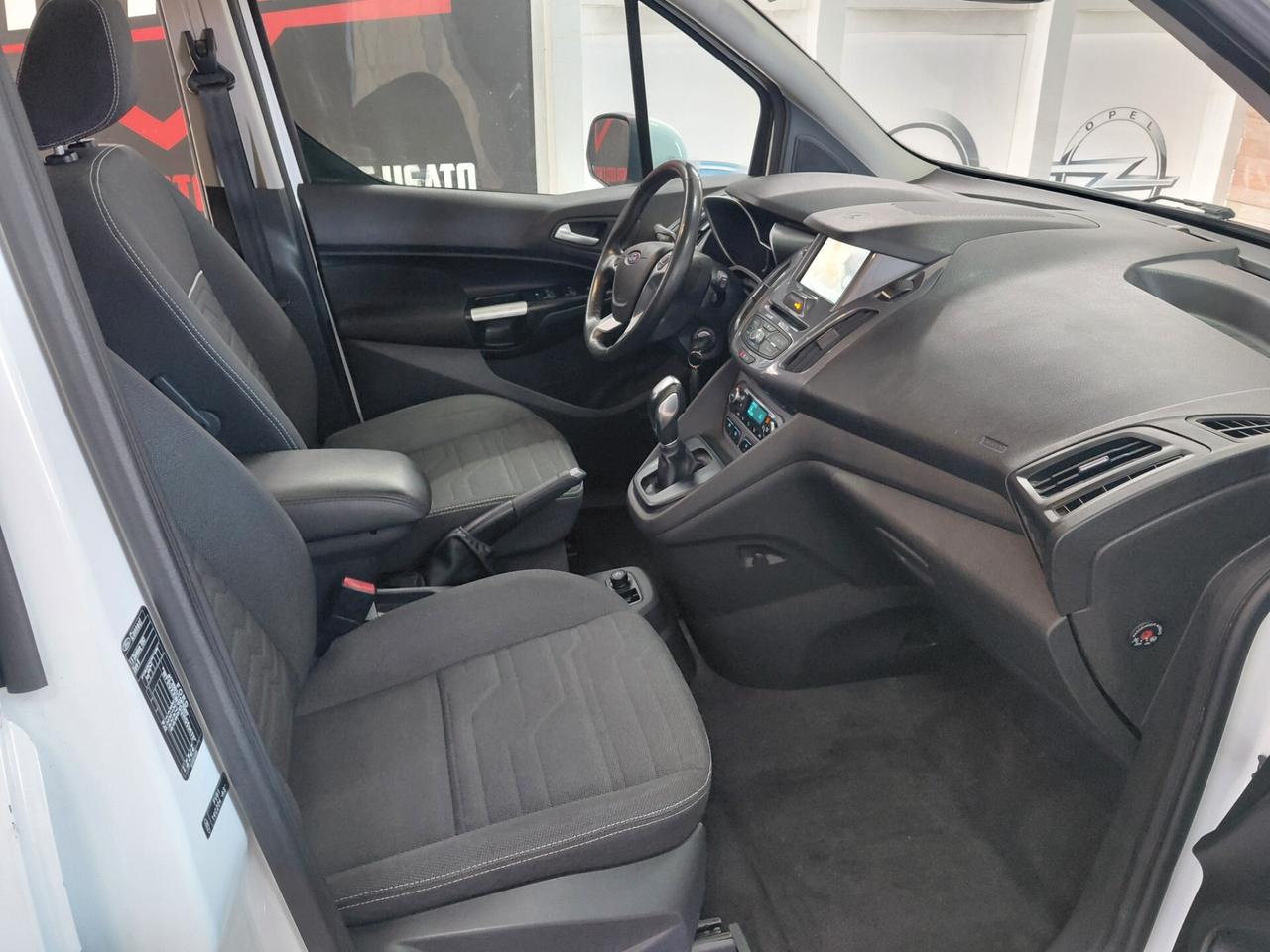 Ford Tourneo Connect 1.5 TDCi 120 CV Powershift Titanium