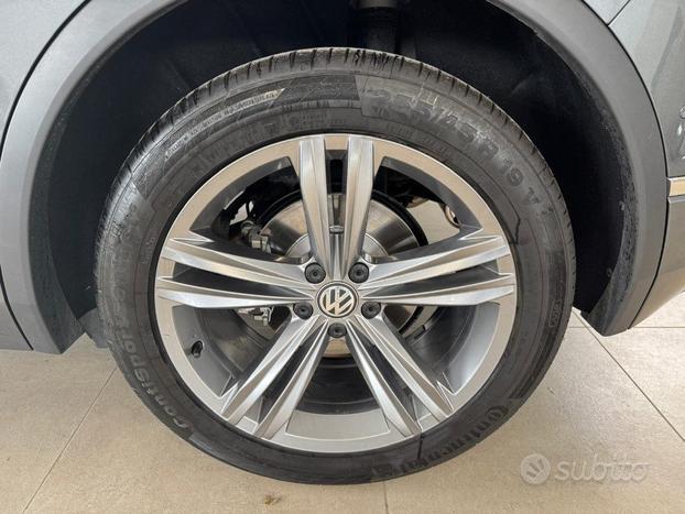VOLKSWAGEN Tiguan 1.5 TSI sport ACT BlueMotion T