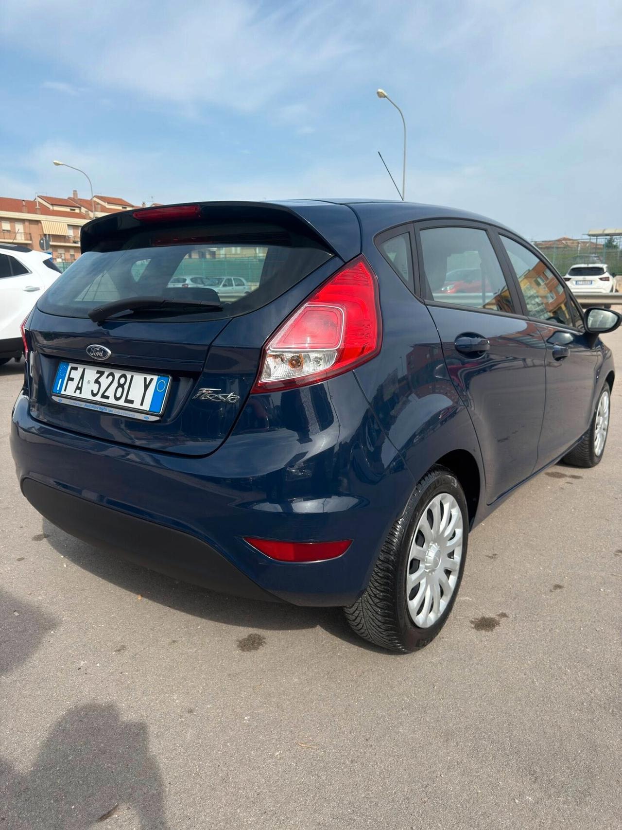 Ford Fiesta 1.5 TDCi 75CV 5 porte Black & White Edition