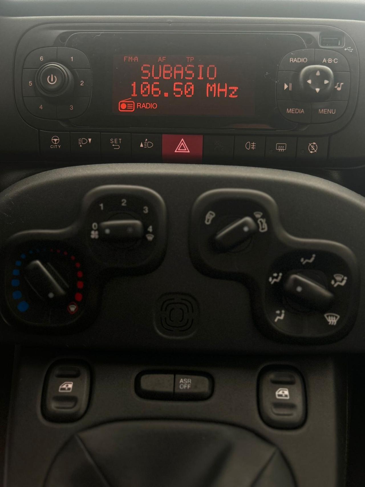 Fiat Panda 1.0 FireFly 70 cv S&S Hybrid Easy