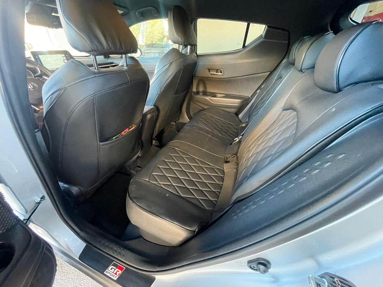 Toyota C-HR 1.8 Hybrid E-CVT Style+