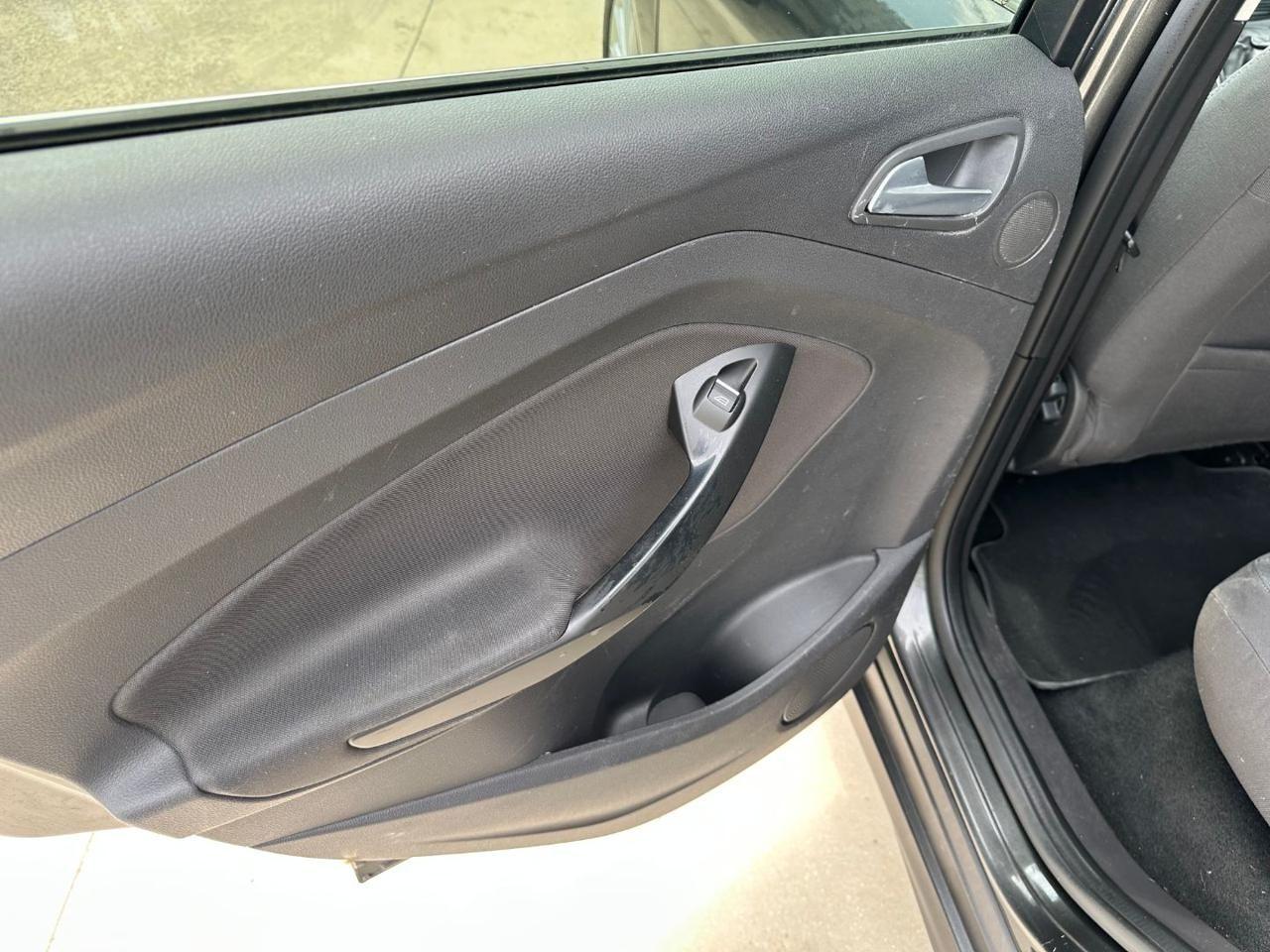 Ford C-Max 1.6 120CV GPL Titanium