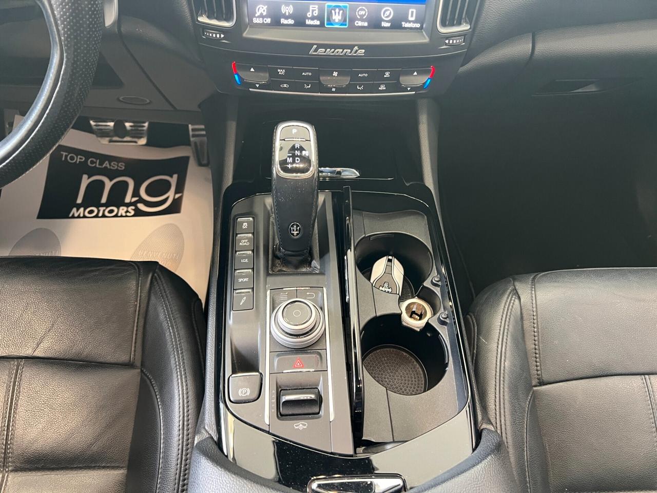 Maserati Levante V6 250CV Gransport FULL TETTO