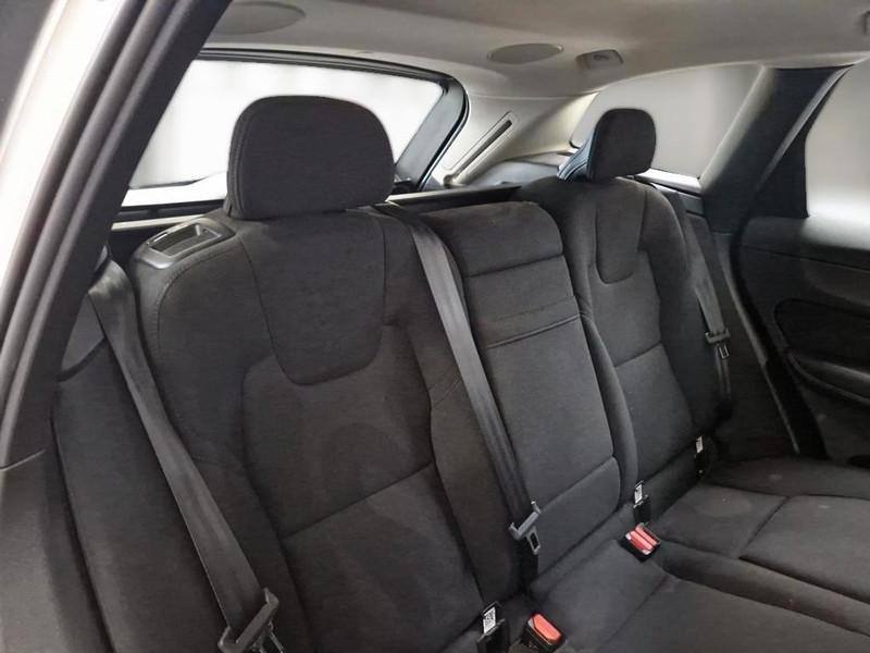 VOLVO XC60 B4 D AWD automatico Momentum