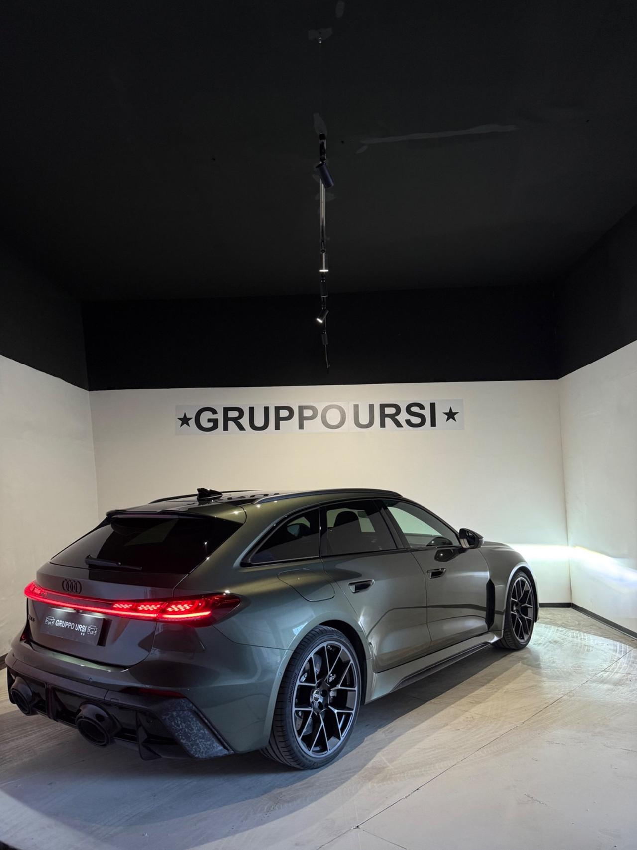 Audi RS5 Berlina 2.9 phev performance 639cv auto