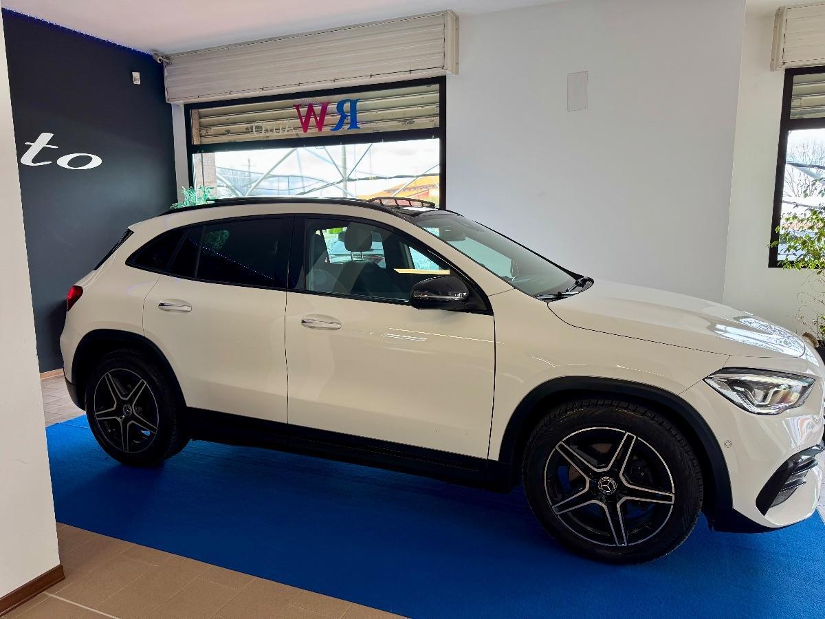 MERCEDES - Classe GLA - 200 d Automatic 4Matic Premium