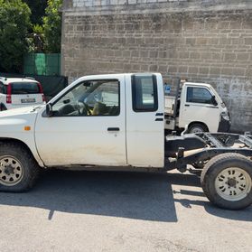 Nissan Pick Up king kab 2500 autocarro