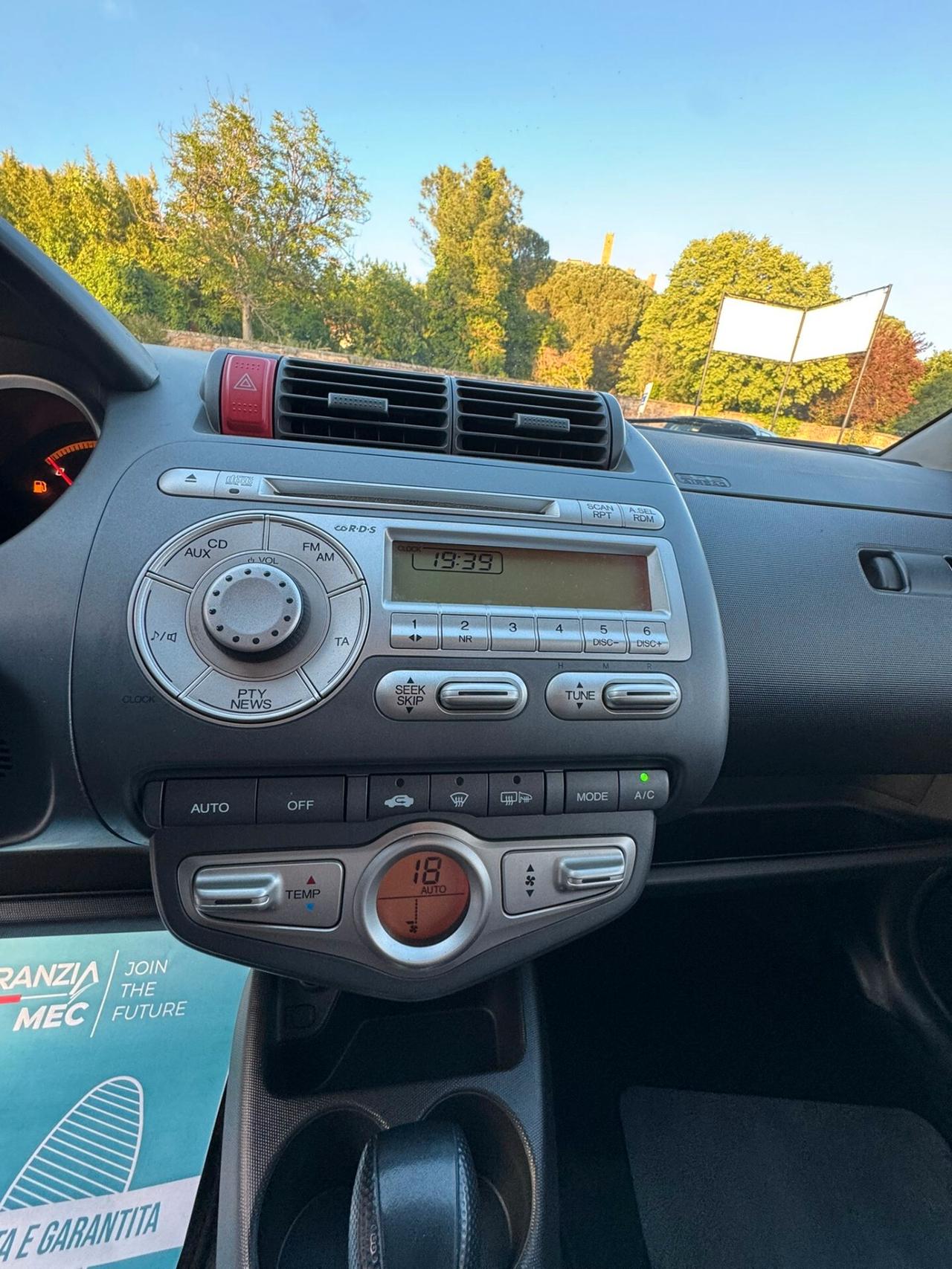 Honda Jazz 1.4 i-DSi 5p. 7 Speed CVT Graph. INTERNI PELLE TOTALE !!