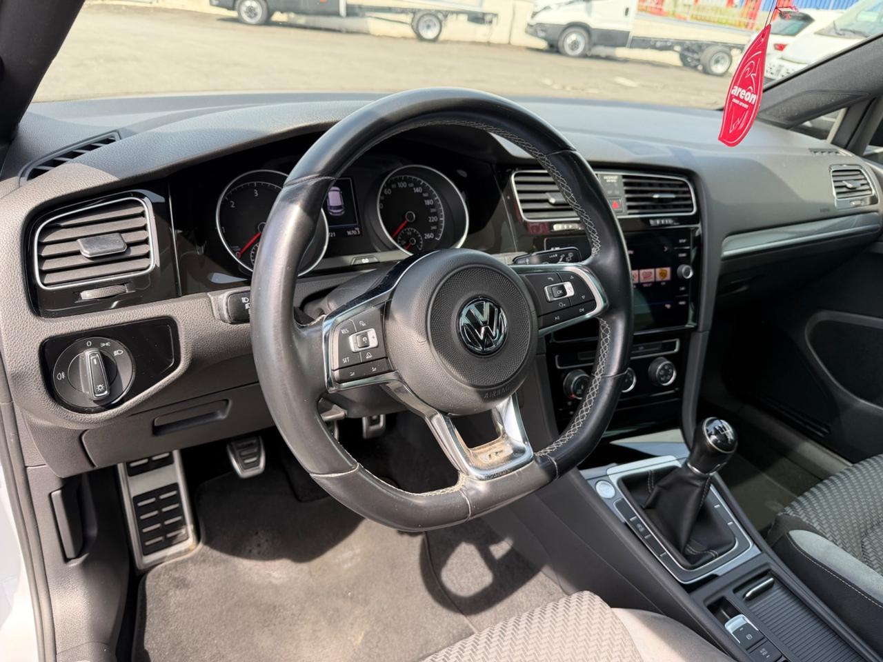 Volkswagen Golf 1.6 TDI 115 CV 5p. R-Line BlueMotion Technology