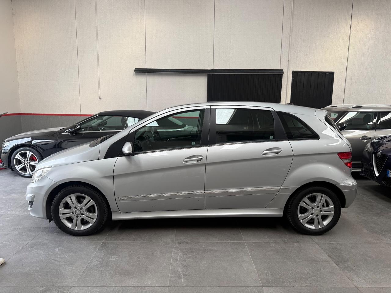 Mercedes-benz B 200 CDI Premium