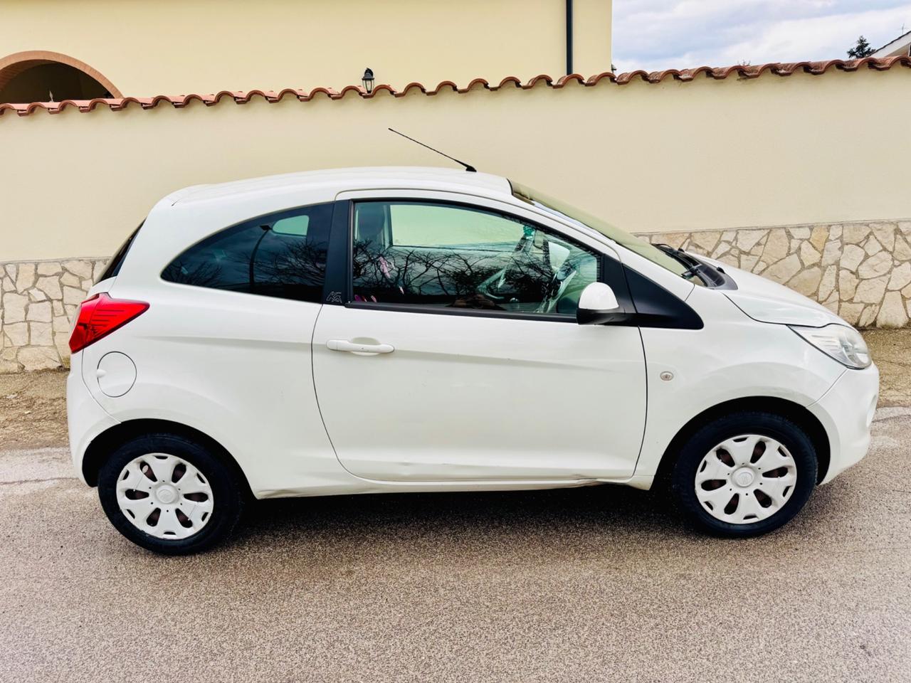 Ford Ka 1.3 TDCi 75CV Titanium