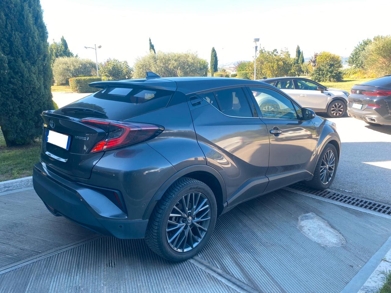 Toyota C-HR 1.8 Hybrid E-CVT Lounge