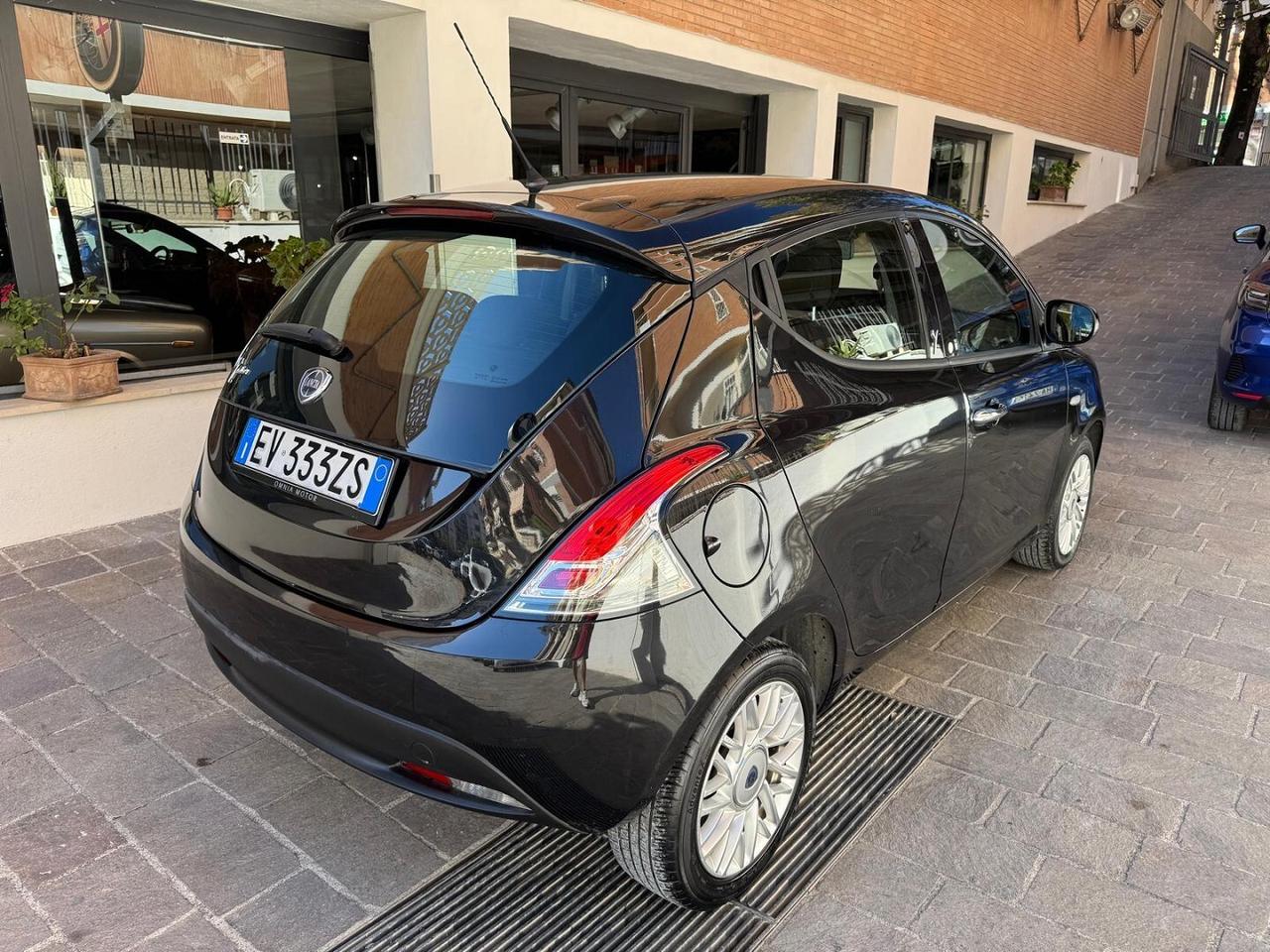 LANCIA Ypsilon 1.2 69CV 5 porte Platino EURO 6 GPL