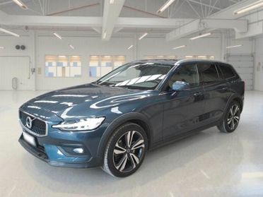 VOLVO V60 CC (2018-2024) V60 Cross Country B5 A...