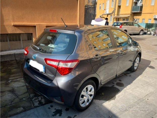 Toyota Yaris 1.5 Hybrid 5 porte Automatico