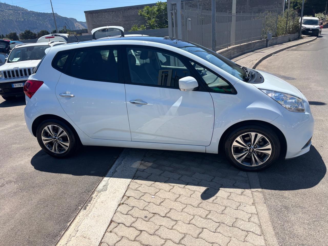 Kia Venga 1.4 CRDi 90 CV S&S High Tech