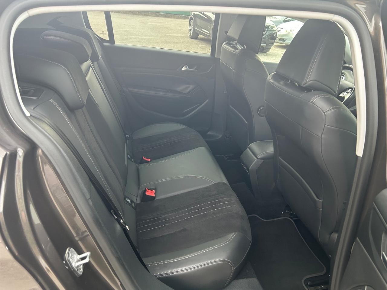 Peugeot 308 BlueHDi 120 S&S GT Line 110000km