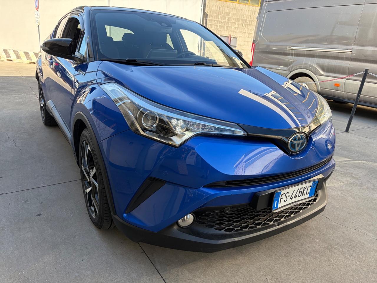 Toyota C-HR 1.8 Hybrid E-CVT Lounge