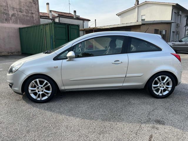 OPEL Corsa 1.2 3porte Neopatentati benzina/gpl Bellissima