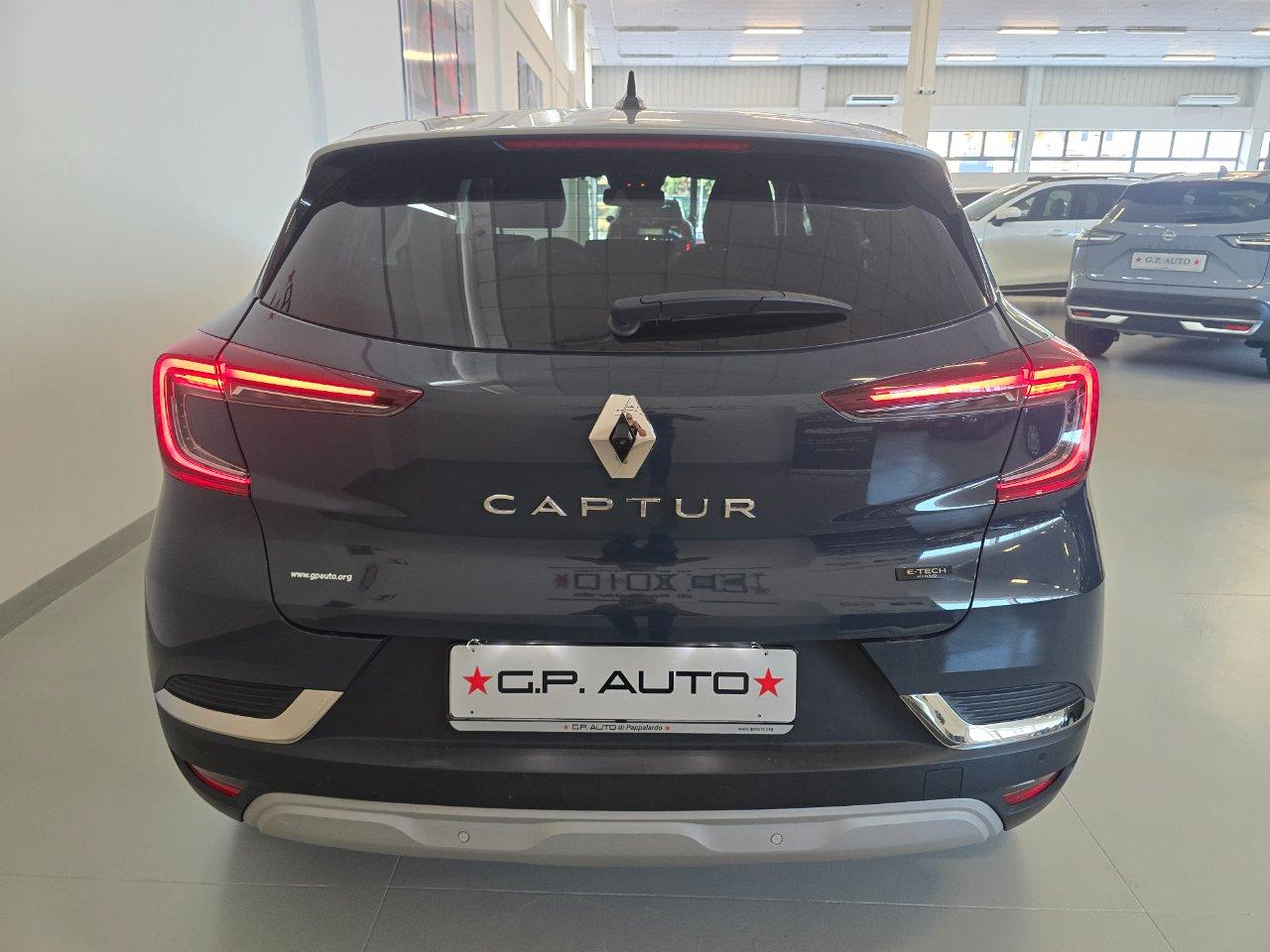 Renault Captur 1.6 E-Tech full hybrid Techno 145cv auto