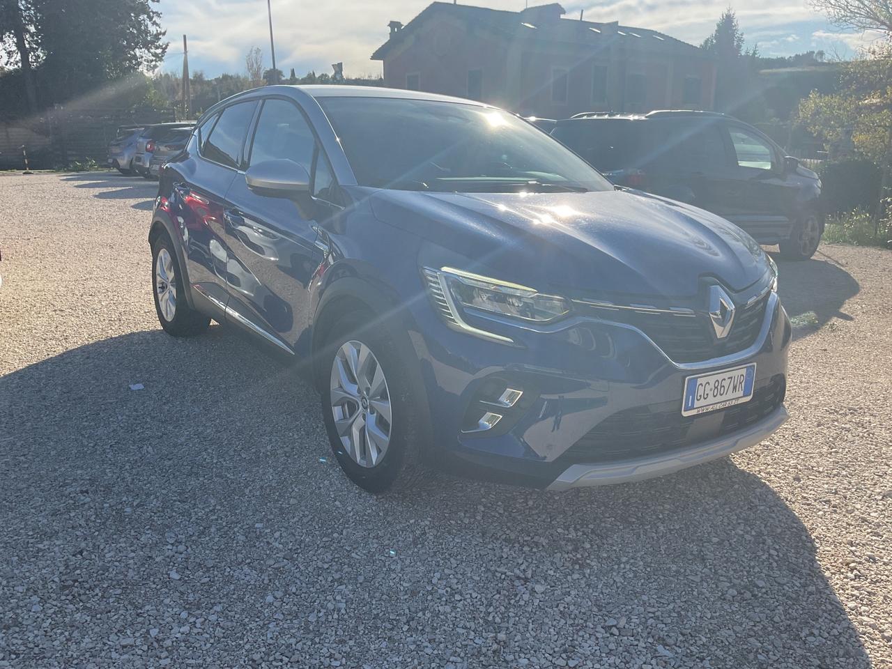 Renault Captur Full Hybrid E-Tech 145 CV Business